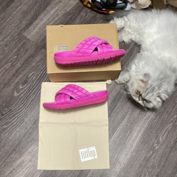 Limited Edition Fitflop Fuscia Distressed Pink Loosh Luxe Slides Valentine - Picture 4 of 11